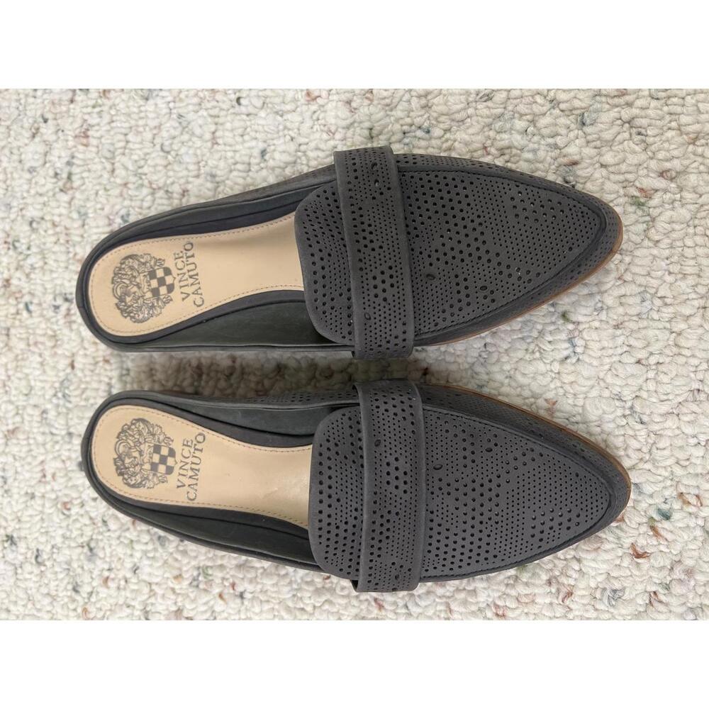 Vince Camuto Women's Gray Perforated Pointed Toe Slip-On Loafers